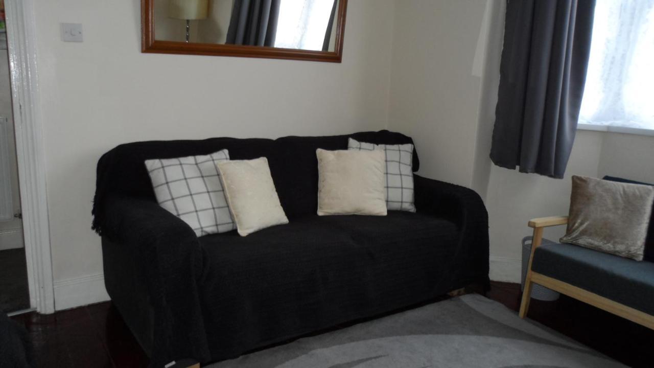 Bubblesbnb 7 Bedroom House, 16 Beds, Sleeps 22 Casa vacanze