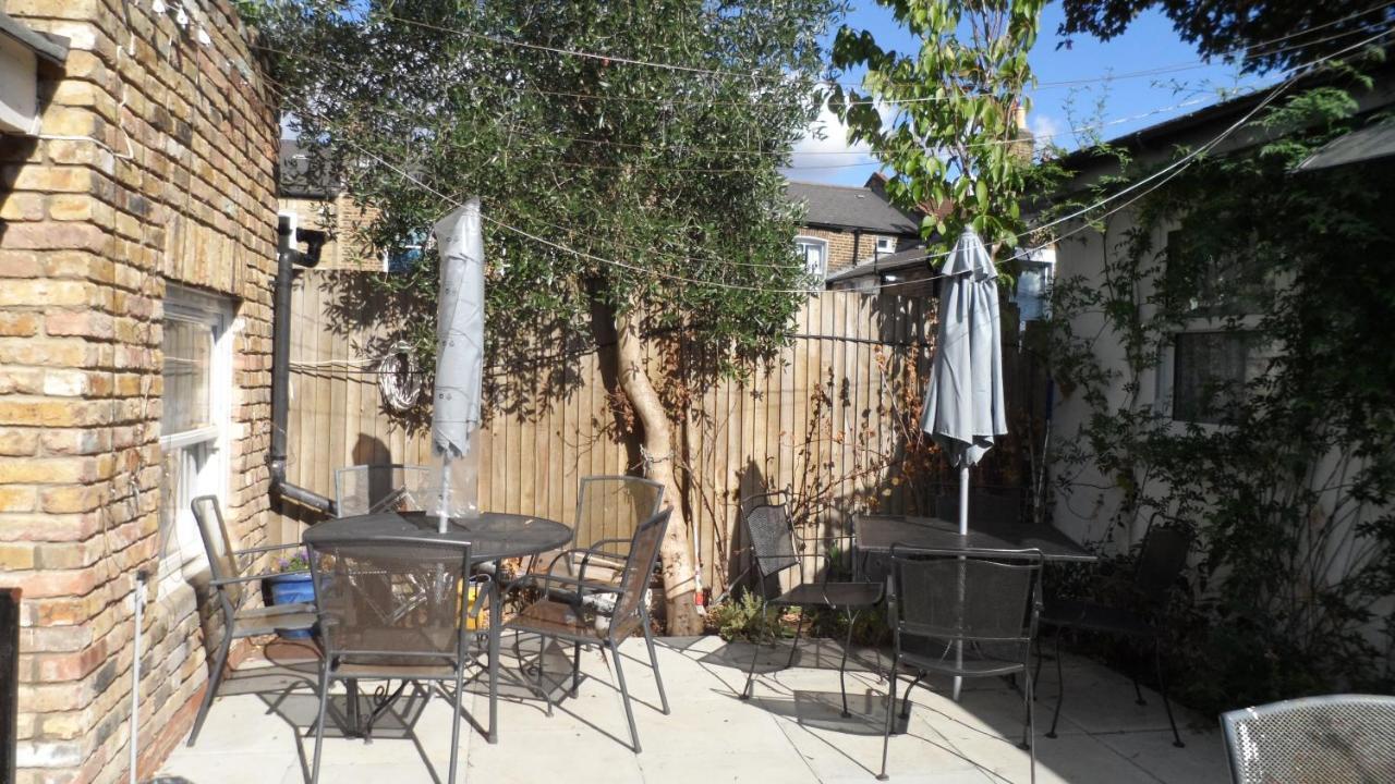 Casa vacanze Bubblesbnb 7 Bedroom House, 16 Beds, Sleeps 22